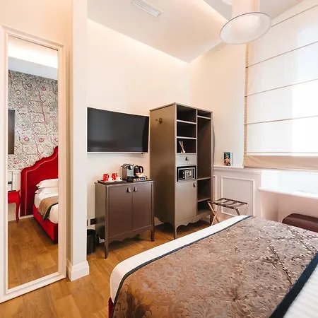 Dc Collection Spagna 로마